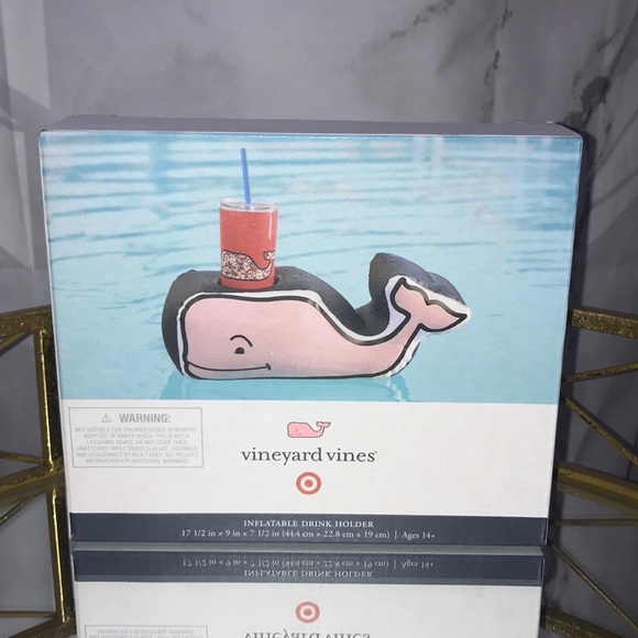 NEW Vineyard Vine Target inflatable drink holder - Picture 2 of 4